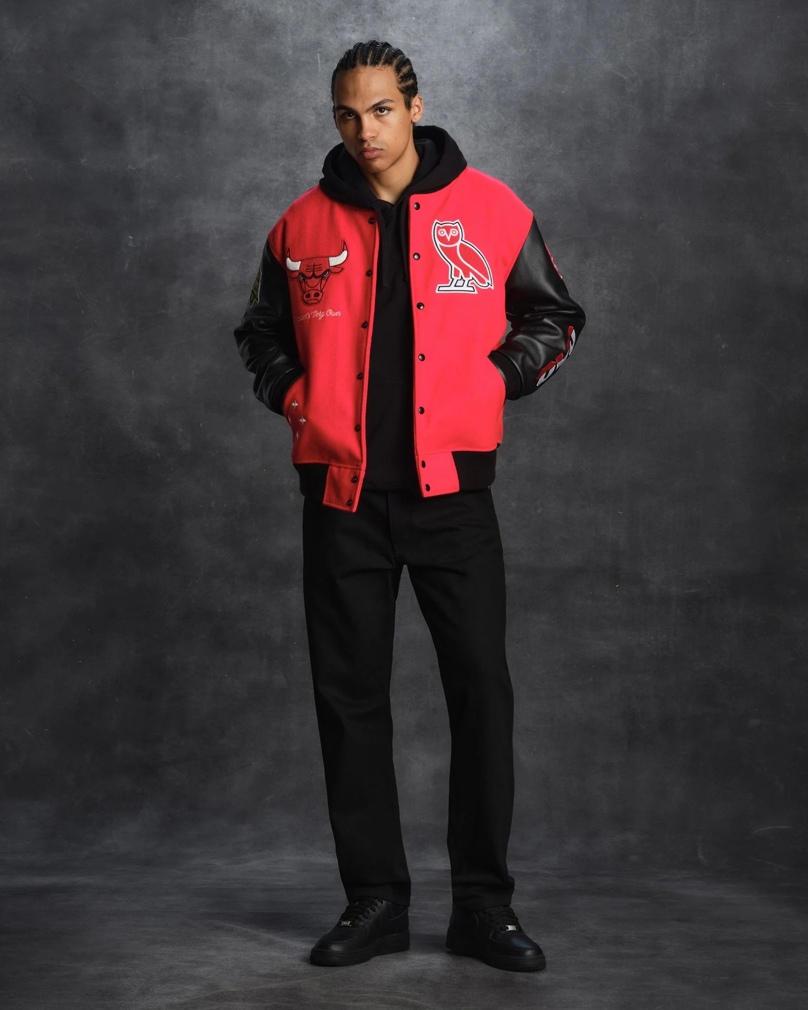 NBA Chicago Bulls Varsity Jacket - Red - Image 4