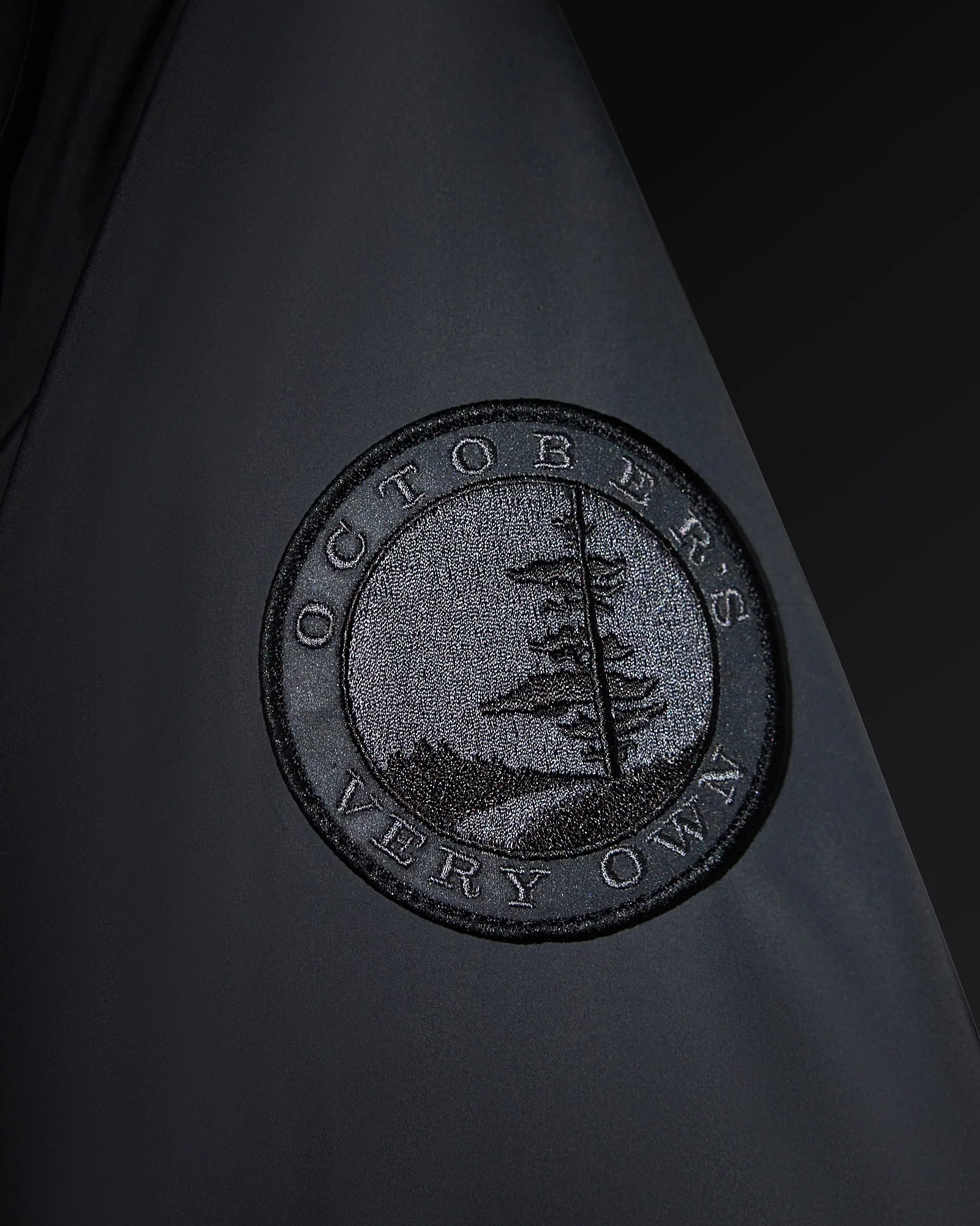 Tri-Badge Hiking Shell - Grey - Image 8