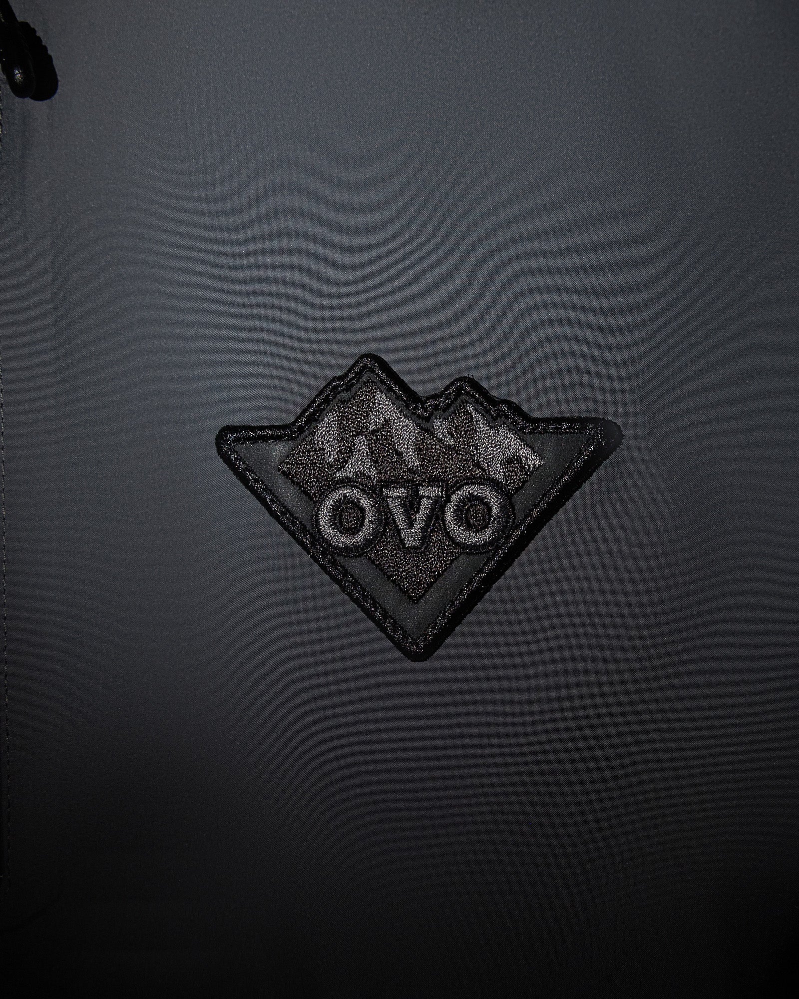 Tri-Badge Hiking Shell - Grey - Image 9